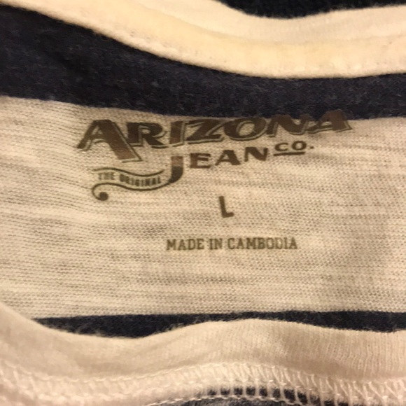 Shirt - Picture 2 of 2